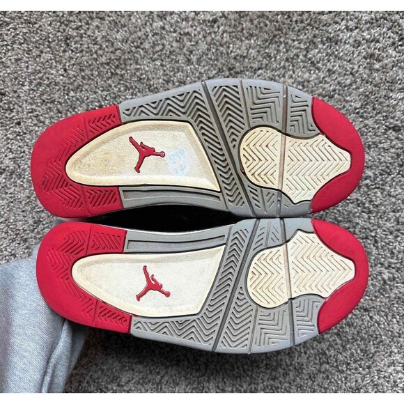 Nike Air Jordan 4 Bred 2019 Size 5 Youth (Size 6.5 Women's) - Picture 5 of 7